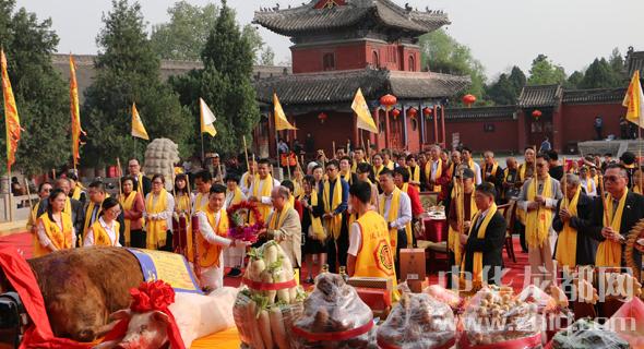 臺灣伏羲文化交流團到淮陽(yáng)尋根謁祖