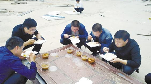 為了“創(chuàng  )衛”，他們蠻拼的