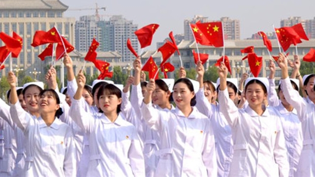 周口市舉行“學(xué)習強國——我和我的祖國”快閃活動(dòng)