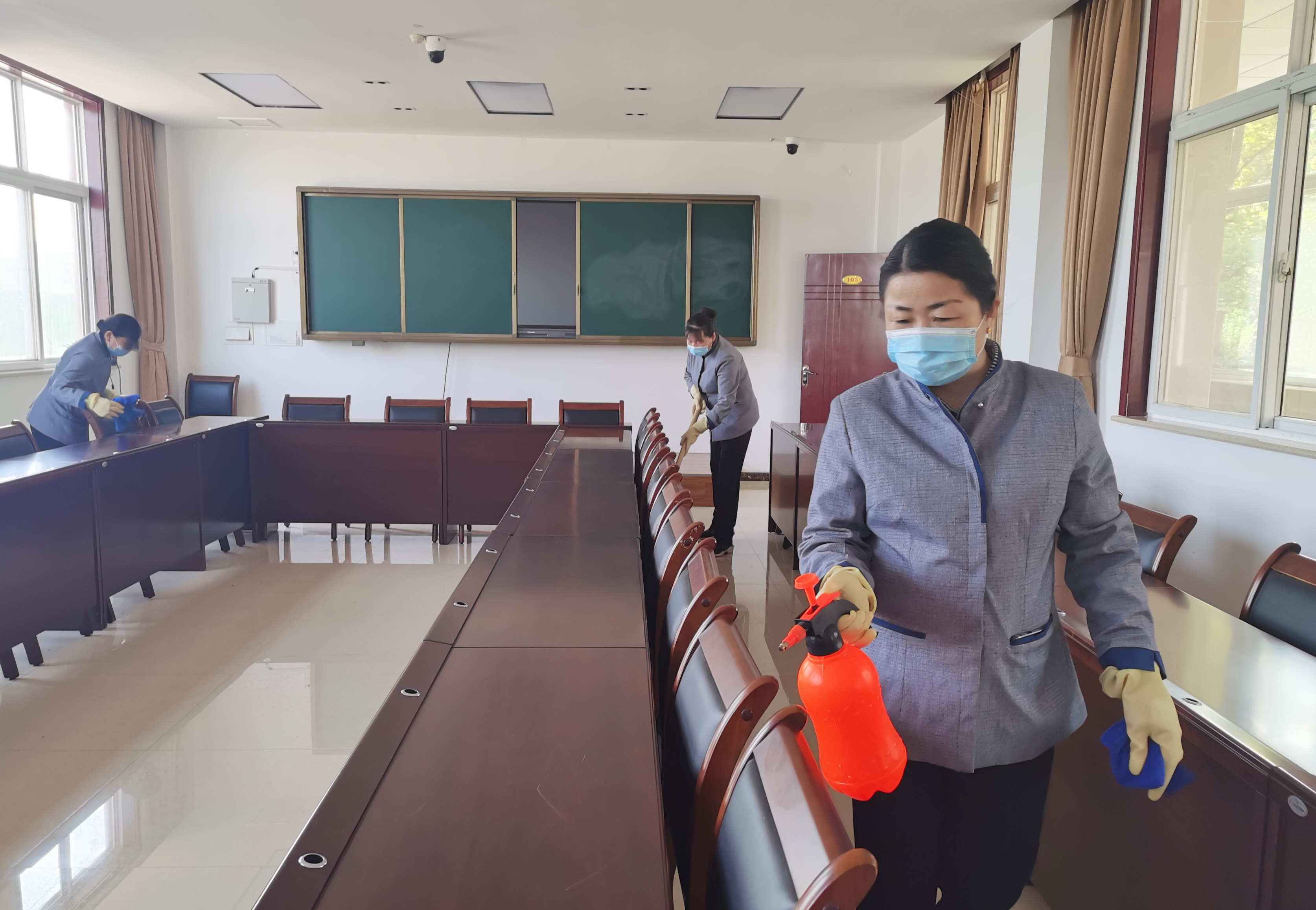 “兩會(huì )”駐地酒店做好服務(wù)