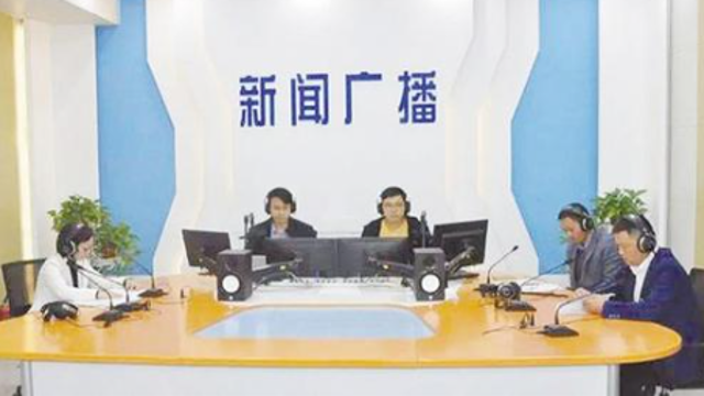 做客《監督熱線(xiàn)》答疑解惑