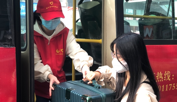 周口義工：開(kāi)展志愿服務(wù)助力“創(chuàng  )文”